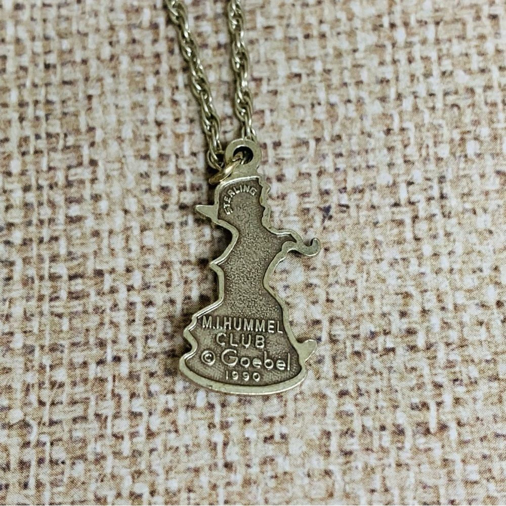Sterling Silver Hummel Club Vintage Necklace - Picture 3 of 4